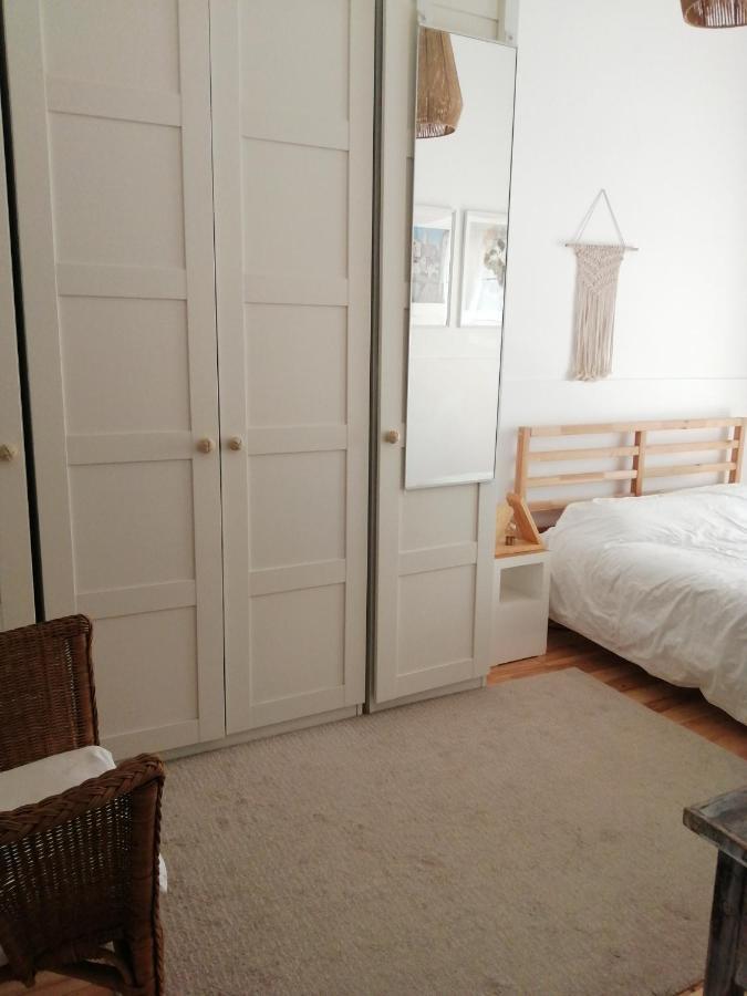 Apartamento Encantador Com Patio Lisboa Eksteriør bilde